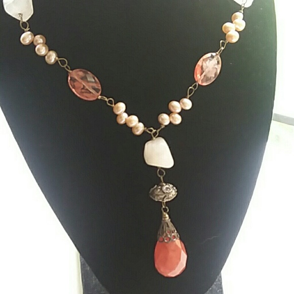 Artisan: B. Aston Necklace and Earrings Set - Picture 3 of 6